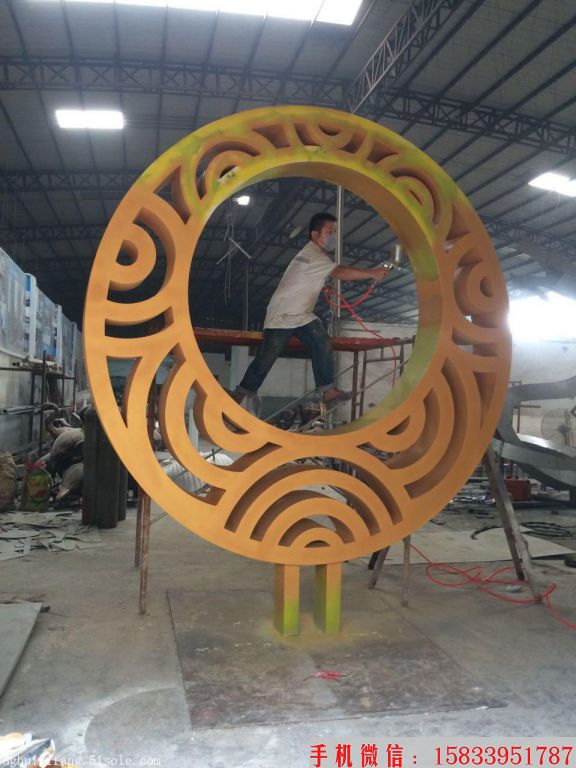 不锈钢圆圈雕塑，金属圆圈雕塑