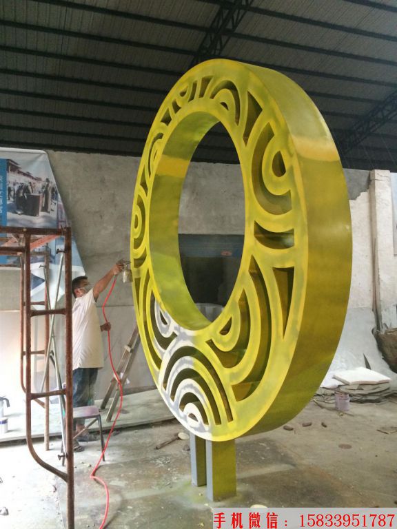 不锈钢圆圈雕塑，金属圆圈雕塑1